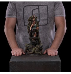 Tomb Raider - Deluxe Art Scale Statue 1/10 Lara Croft 36 cm