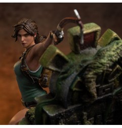 Tomb Raider - Deluxe Art Scale Statue 1/10 Lara Croft 36 cm