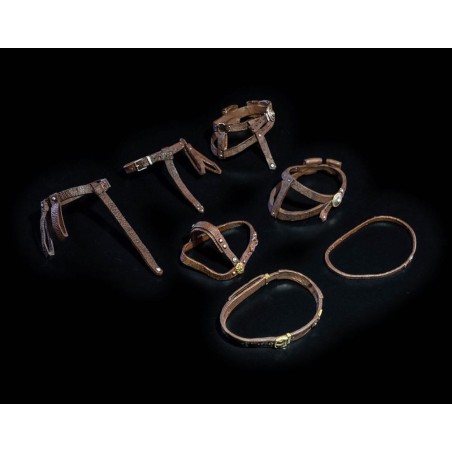 Mythic Legions - : All Stars 6 Action Figure Accessorys Belts Pack (Brown)