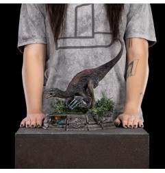 Jurassic Park - Jurassic World: Dominion Demi Art Scale Statue 1/20 Therizinosaurus 29 cm