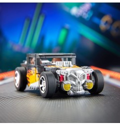 Hot Wheels x Transformers - Figurine Bone Shaker 12 cm