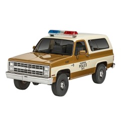 Stranger Things - Model Kit 1/25 1985 Chevrolet K5 Blazer 19 cm