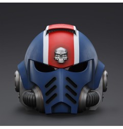Warhammer - 40,000: Space Marine 2 Replica Ultramarines Lieutenant Titus helmet 30 cm