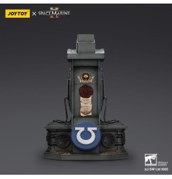 Warhammer - 40,000: Space Marine 2 Replica Ultramarines Lieutenant Titus helmet with Display Stand 44 cm