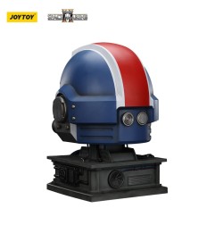 Warhammer 40k: Space Marine 2 - Réplique casque avec présentoir Ultramarines Lieutenant Titus 44 cm