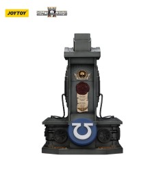 Warhammer 40k: Space Marine 2 - Réplique casque avec présentoir Ultramarines Lieutenant Titus 44 cm