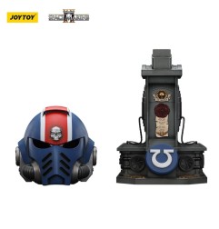 Warhammer - 40,000: Space Marine 2 Replica Ultramarines Lieutenant Titus helmet with Display Stand 44 cm