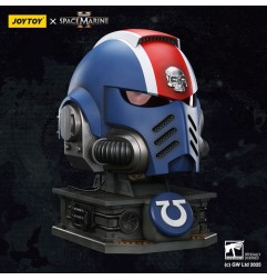 Warhammer - 40,000: Space Marine 2 Replica Ultramarines Lieutenant Titus helmet with Display Stand 44 cm