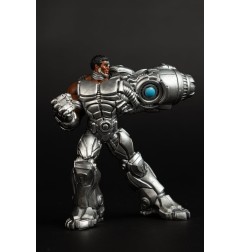DC Comics - DC Direct Collector Vinyl Statue Cyborg 12 cm