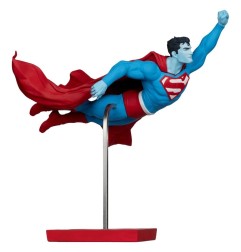 DC Comics - DC Direct Superman Red & Blue Statue 1/10 Superman by Lee Bermejo 26 cm