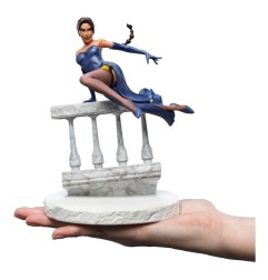 Tomb Raider - Mini Statue Lara Croft: A Deal at the Opera 17 cm