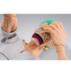 One Piece - S.H.Figuarts Action Figure Dracule Mihawk Hawkeye 17 cm