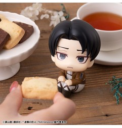 L´Attaque des Titans - Statuette Look Up Levi 11 cm