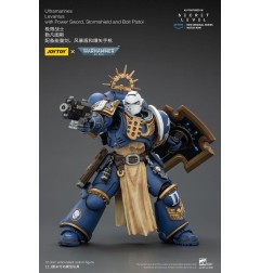 Warhammer - 40,000 Action Figure Ultramarines Levantus with Power Sword, Stormshield and Bolt Pistol 13 cm