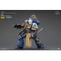 Warhammer 40k - Figurine Ultramarines Levantus avec Power Sword, Stormshield and Bolt Pistol 13 cm