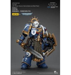 Warhammer 40k - Figurine Ultramarines Torvald avec Power Sword, Stormshield and Bolt Pistol 13 cm
