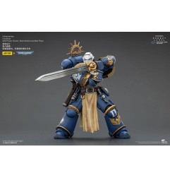 Warhammer - 40,000 Action Figure Ultramarines Levantus with Power Sword, Stormshield and Bolt Pistol 13 cm