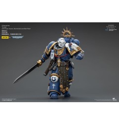 Warhammer - 40,000 Action Figure Ultramarines Torvald with Power Sword, Stormshield and Bolt Pistol 13 cm