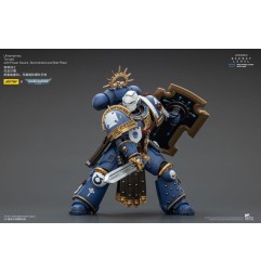 Warhammer 40k - Figurine Ultramarines Torvald avec Power Sword, Stormshield and Bolt Pistol 13 cm