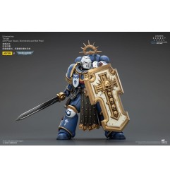 Warhammer 40k - Figurine Ultramarines Torvald avec Power Sword, Stormshield and Bolt Pistol 13 cm