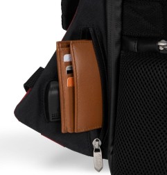 Ultimate Guard 2020 Exclusive - Sac à dos Ammonite Anti-Theft (Rouge)