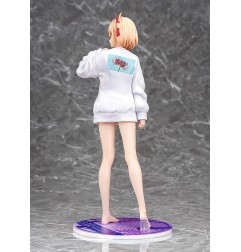 Lycoris Recoil - PVC Statue 1/7 Chisato Nishikigi: Oversized Sweatshirt Ver. 25 cm