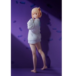 Lycoris Recoil - PVC Statue 1/7 Chisato Nishikigi: Oversized Sweatshirt Ver. 25 cm