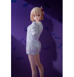 Lycoris Recoil - Statuette 1/7 Chisato Nishikigi: Oversized Sweatshirt Ver. 25 cm
