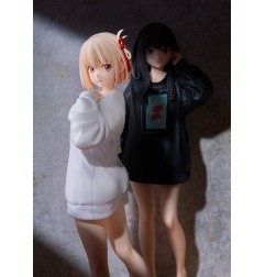 Lycoris Recoil - PVC Statue 1/7 Chisato Nishikigi: Oversized Sweatshirt Ver. 25 cm