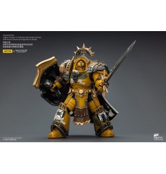 Warhammer Imperial Fists - Figurine Legion Praetor in Tartaros Terminator Armour with Power Sword and Vigil Storm Shield 14 cm
