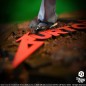 Metallica - Statuette Rock Iconz Metallica Cliff Burton II 22 cm