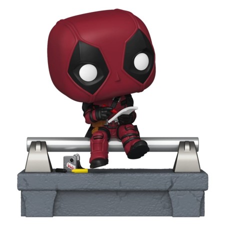 Marvel - Figurine POP! Deluxe Deadpool sur le pont 9 cm