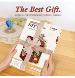 CuteBee - Maquette Book Nook Amazing Toy Store 17 x 12 cm