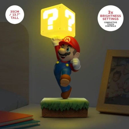 Nintendo - Super Mario Diorama Light Mario
