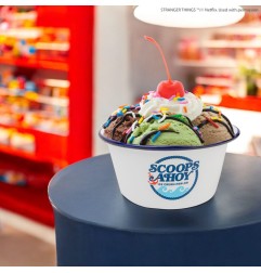 Stranger Things - Bol Scoops Ahoy avec chapeau de marin