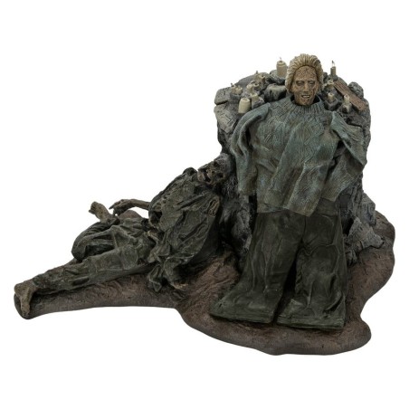 Friday the 13th - : The Game Diorama Pamela Shrine