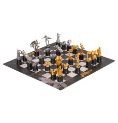 Batman - DC Comics Chess Set  vs. The Joker 47 cm