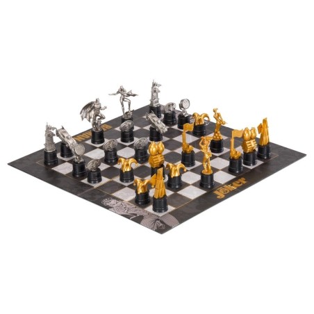 DC Comics - Jeu d'échecs Batman vs. The Joker 47 cm
