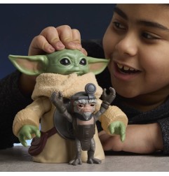 Star Wars: The Mandalorian & Grogu - Figurine électronique Câlins Grogu & Anzellan 17 cm