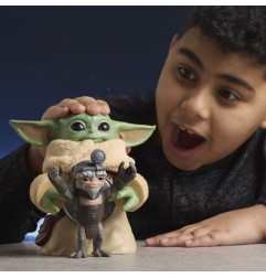 Star Wars: The Mandalorian & Grogu - Figurine électronique Câlins Grogu & Anzellan 17 cm