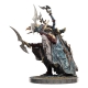 Dark Crystal Le Temps de la résistance - Statuette 1/6 SkekMal The Hunter Skeksis 40 cm