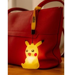 Pokémon - Figurine lumineuse Pikachu 9 cm