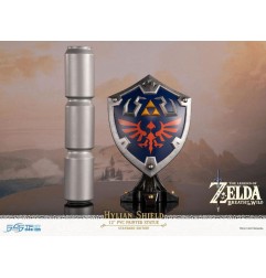 The Legend of Zelda Breath of the Wild - Statuette Hylian Shield Standard Edition 29 cm