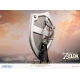The Legend of Zelda Breath of the Wild - Statuette Hylian Shield Standard Edition 29 cm