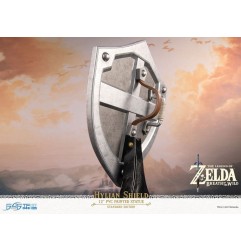The Legend of Zelda Breath of the Wild - Statuette Hylian Shield Standard Edition 29 cm