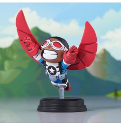 Marvel Animated - Statuette Falcon 13 cm